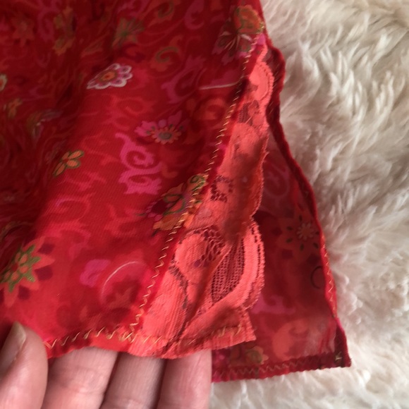 NWOT BLOOMINGDALES SLEEP SET - Picture 5 of 7